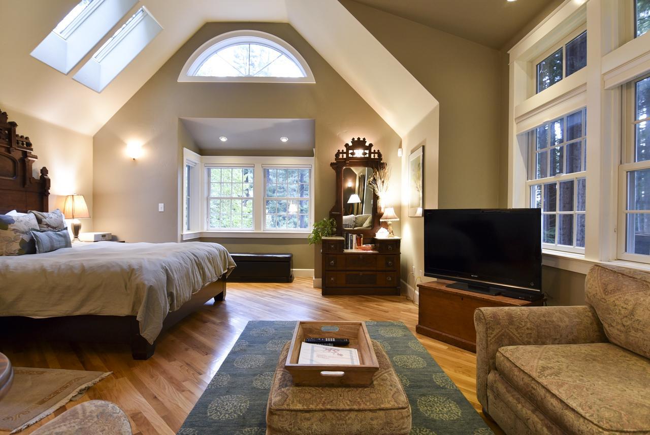 Serene Redwood Retreat Arcata Bagian luar foto