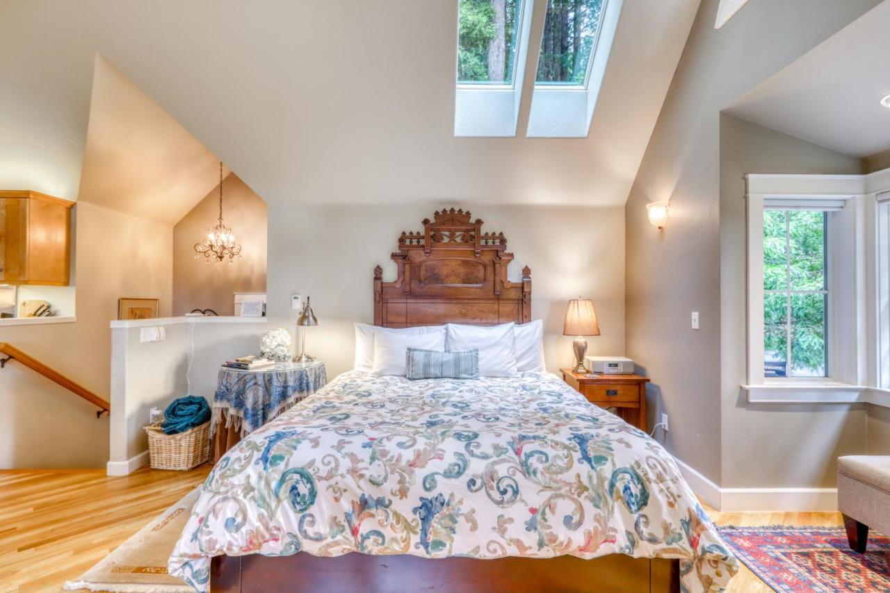 Serene Redwood Retreat Arcata Bagian luar foto